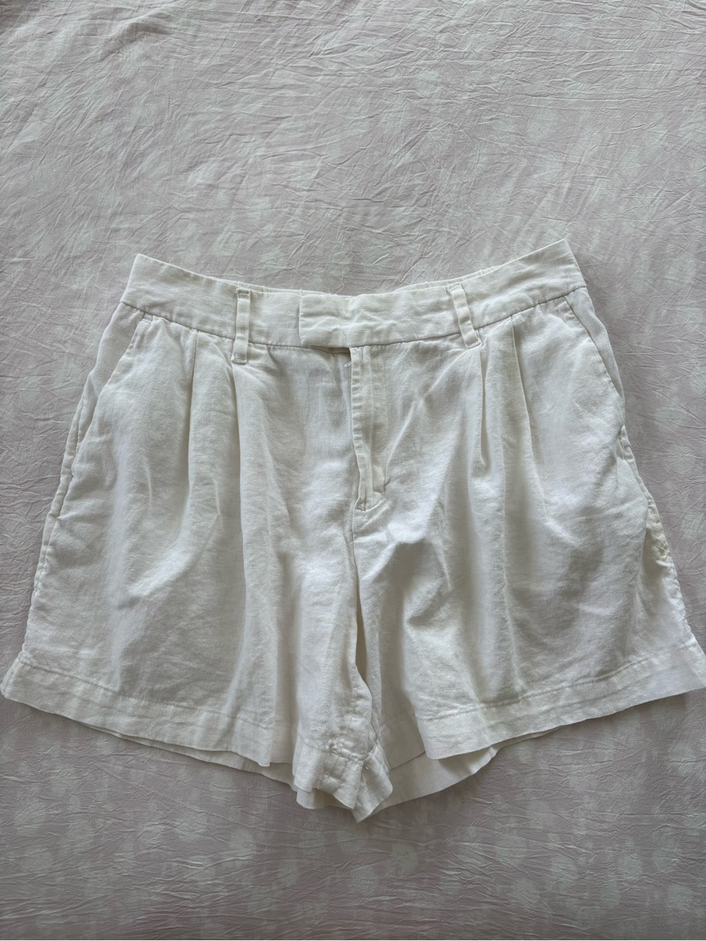 Classic High-Waist White Linen Shorts
